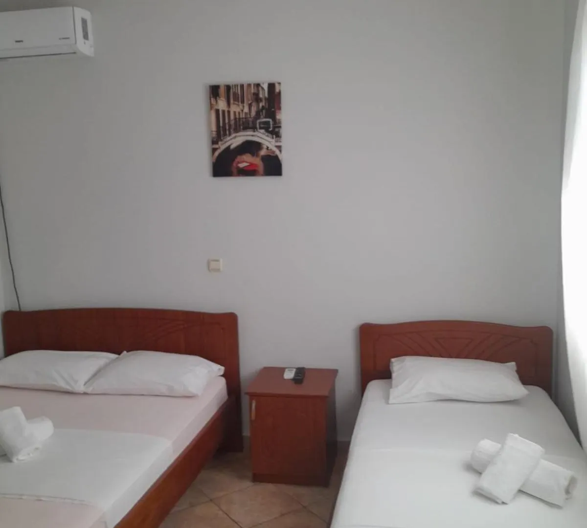 Guesthouse Mili Piqeras Πανσιόν