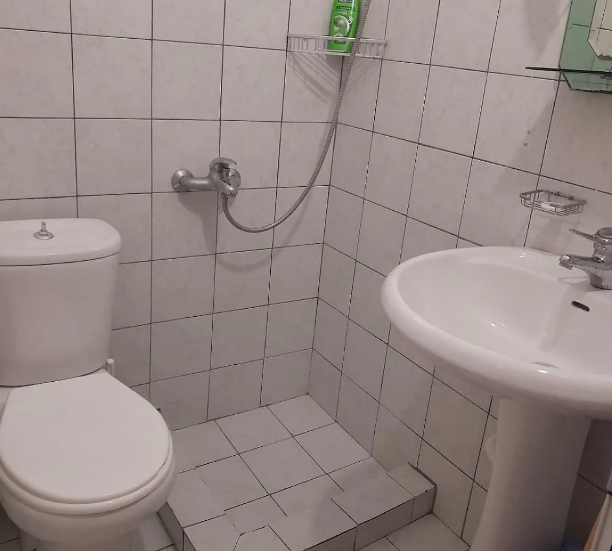 Guesthouse Mili Piqeras Πανσιόν